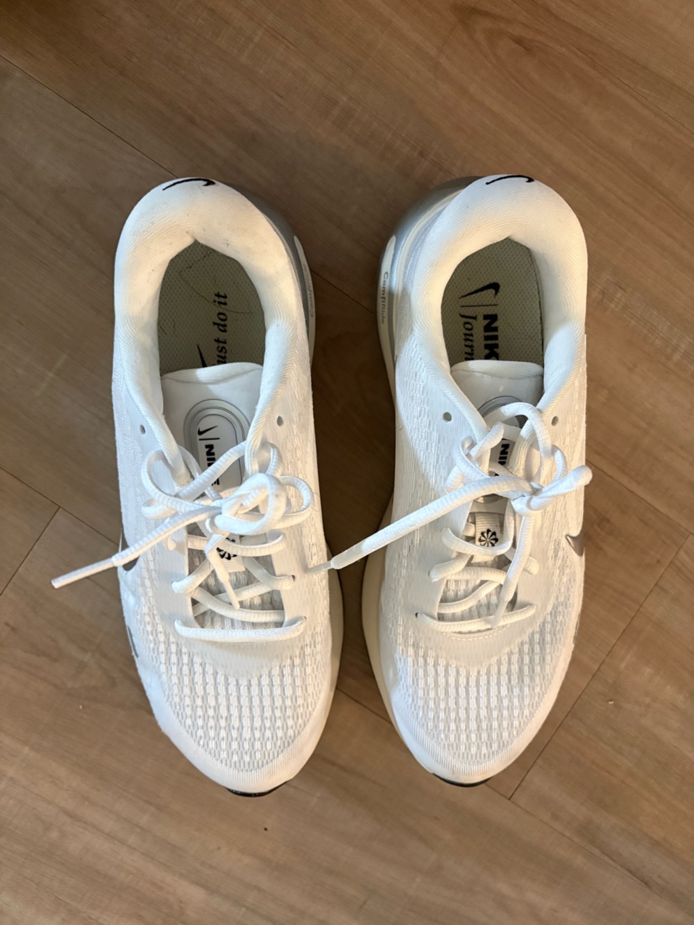 Nike White Athletic Sneakers - Breathable Knit
